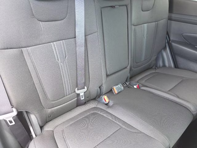 2026 Shimmering Silver Hyundai Tucson SEL AWD SUV