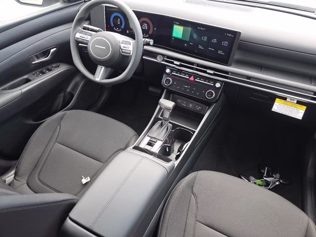 2026 Shimmering Silver Hyundai Tucson SEL AWD SUV