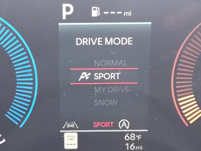 2026 Ecotronic Gray Hyundai Tucson SEL AWD SUV