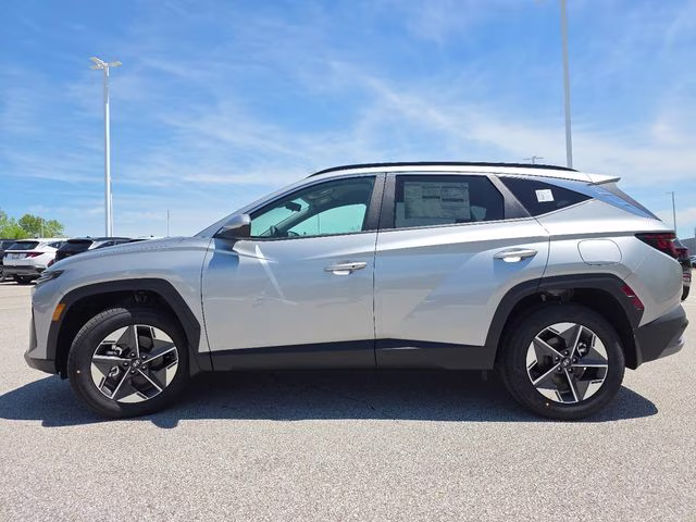 2026 Shimmering Silver Hyundai Tucson SEL AWD SUV