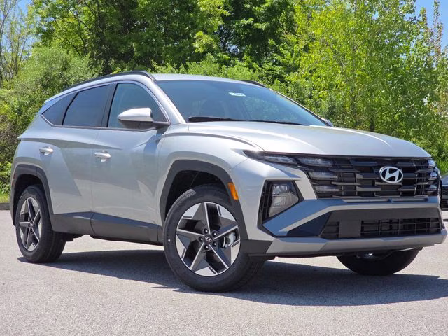 2026 Shimmering Silver Hyundai Tucson SEL AWD SUV