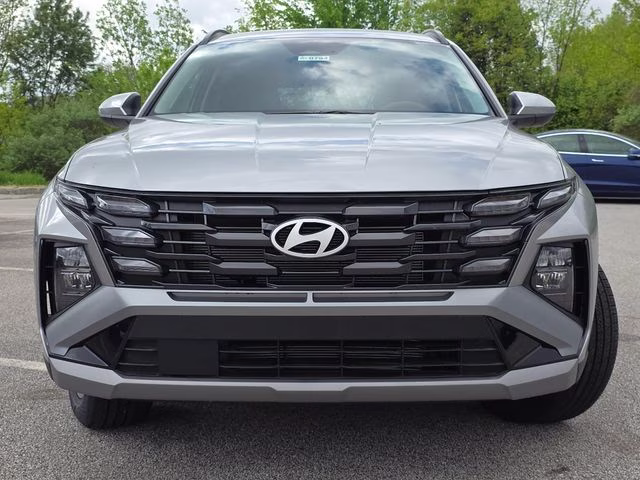 2026 Shimmering Silver Hyundai Tucson SEL AWD SUV