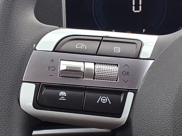 2026 Shimmering Silver Hyundai Tucson SEL AWD SUV