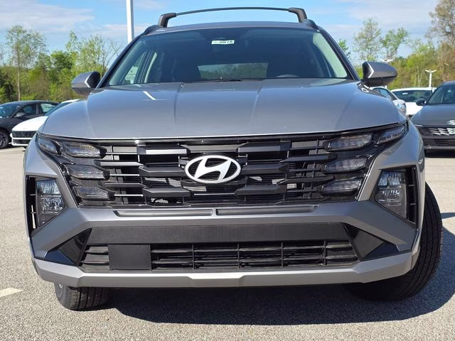 2026 Shimmering Silver Hyundai Tucson SEL AWD SUV