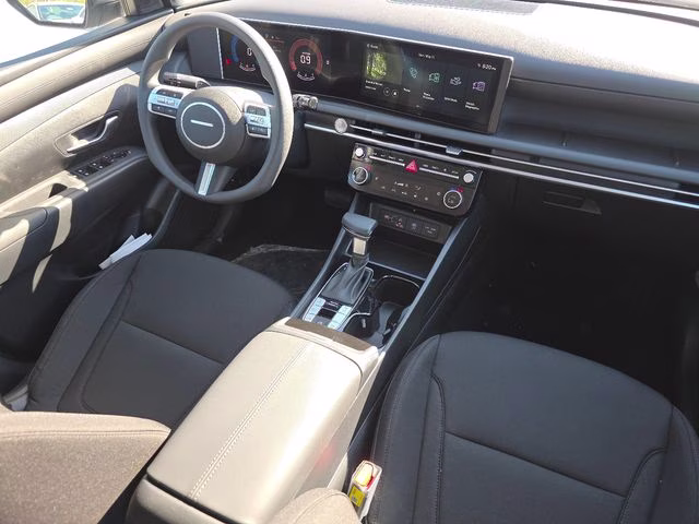 2026 Shimmering Silver Hyundai Tucson SEL AWD SUV