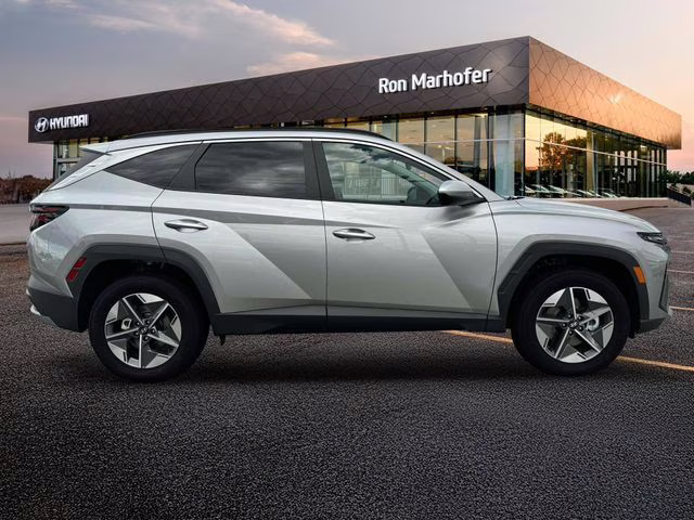2026 Shimmering Silver Hyundai Tucson SEL AWD SUV