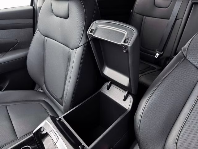 2026 Shimmering Silver Hyundai Tucson SEL Premium AWD SUV