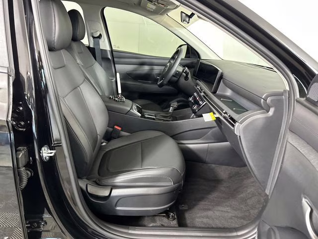 2026 Phantom Black Hyundai Tucson SEL Premium AWD SUV