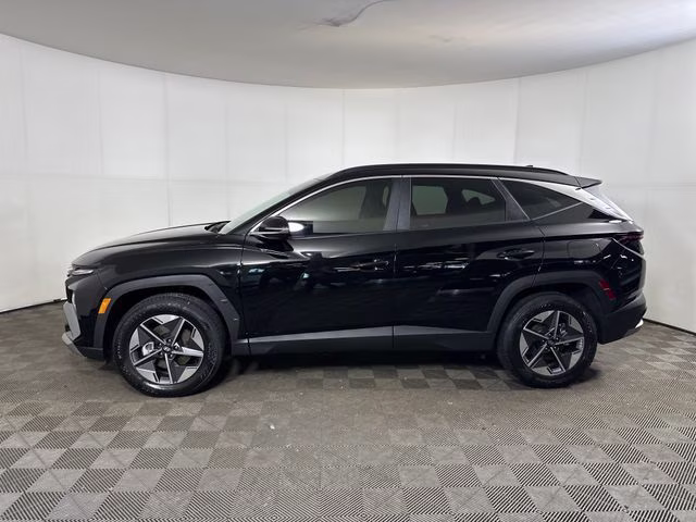 2026 Phantom Black Hyundai Tucson SEL Premium AWD SUV