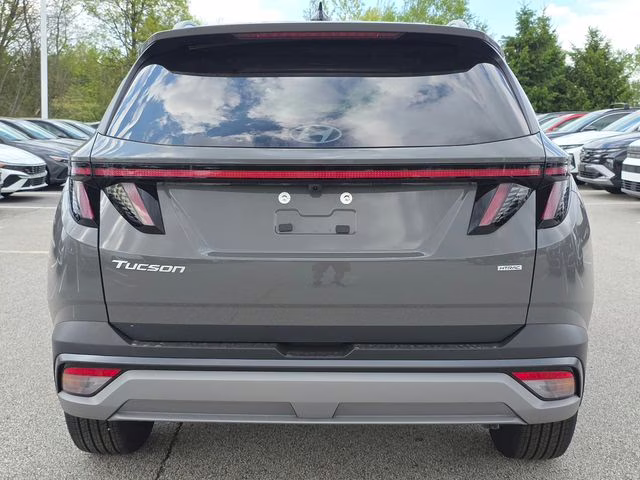 2026 Hampton Gray Hyundai Tucson SEL Premium AWD SUV