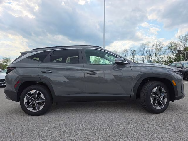 2026 Hampton Gray Hyundai Tucson SEL Premium AWD SUV