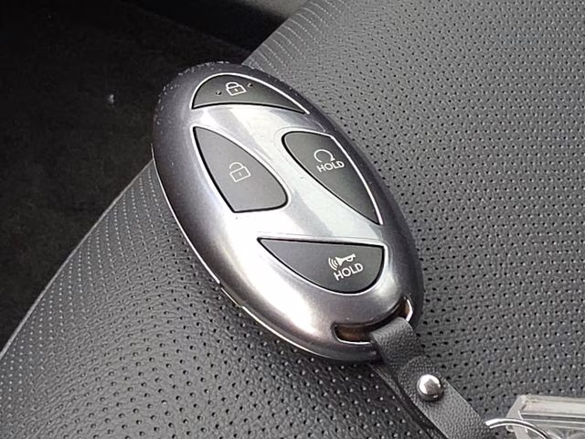 2026 Hampton Gray Hyundai Tucson SEL Premium AWD SUV
