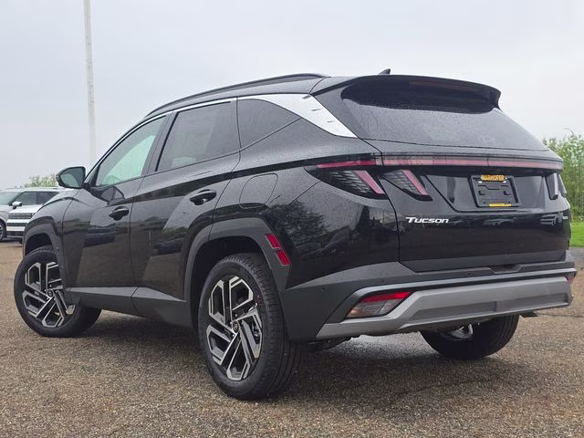 2026 Phantom Black Hyundai Tucson Limited AWD SUV