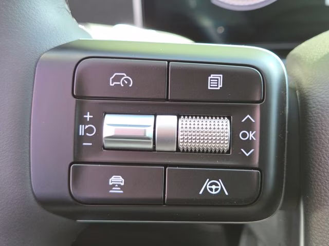 2026 Shimmering Silver Pearl Hyundai Santa Fe SE FWD SUV