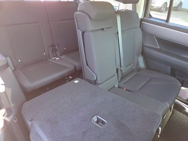 2026 Shimmering Silver Pearl Hyundai Santa Fe SE FWD SUV