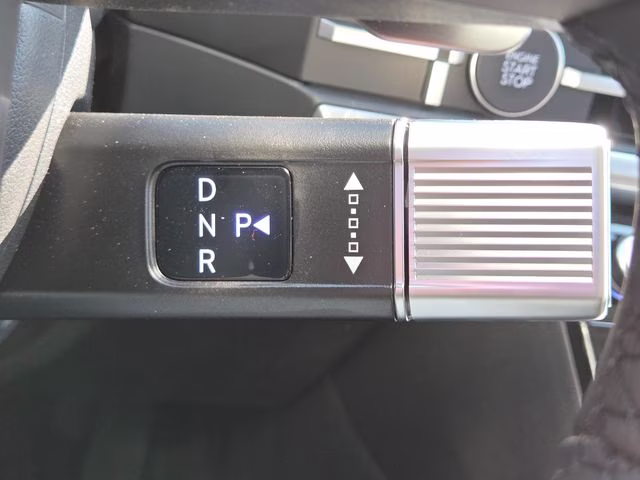 2026 Shimmering Silver Pearl Hyundai Santa Fe SE FWD SUV
