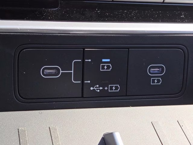 2026 Shimmering Silver Pearl Hyundai Santa Fe SE FWD SUV