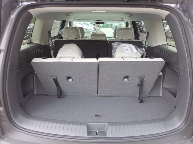 2026 Hampton Gray Hyundai Santa Fe SE FWD SUV