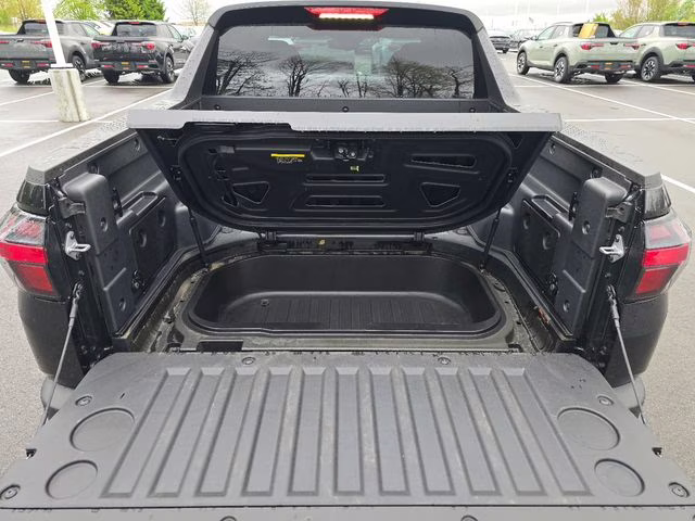 2026 Phantom Black Hyundai Santa Cruz SE AWD Truck