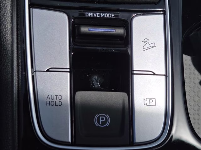 2026 Phantom Black Hyundai Santa Cruz SEL FWD Truck