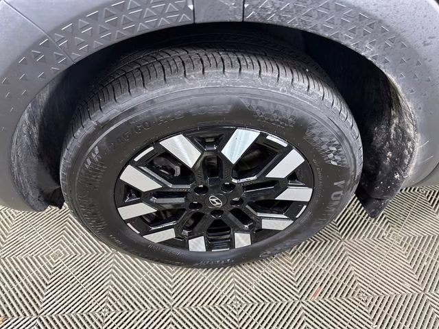 2025 Phantom Black Hyundai Santa Cruz SEL AWD Truck