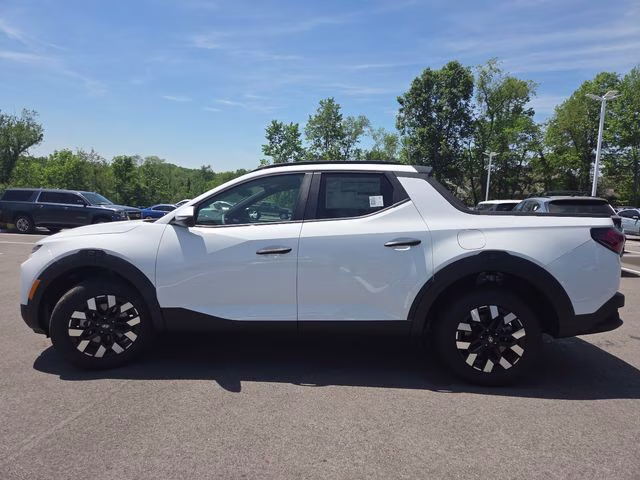 2026 Atlas White Hyundai Santa Cruz SEL AWD Truck
