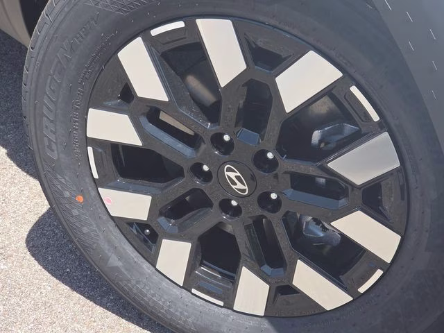 2026 Atlas White Hyundai Santa Cruz SEL AWD Truck