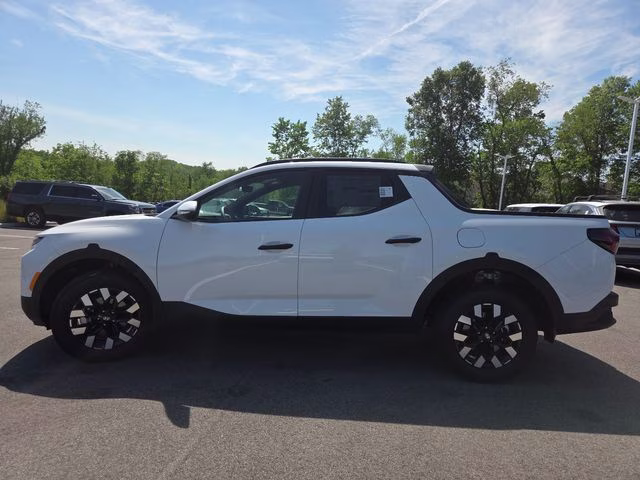 2026 Atlas White Hyundai Santa Cruz SEL AWD Truck