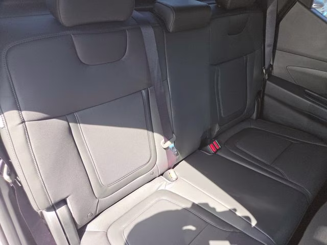 2026 Atlas White Hyundai Santa Cruz SEL AWD Truck