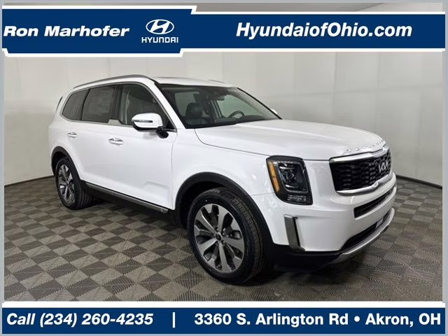 2022 Glacial White Pearl Kia Telluride S AWD SUV