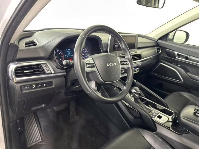 2022 Glacial White Pearl Kia Telluride S AWD SUV