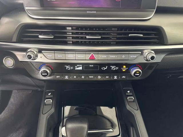 2022 Glacial White Pearl Kia Telluride S AWD SUV