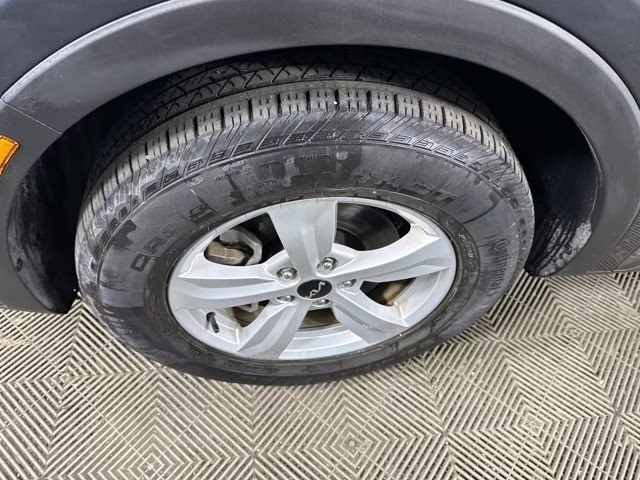 2022 Gravity Gray Kia Sorento LX FWD SUV