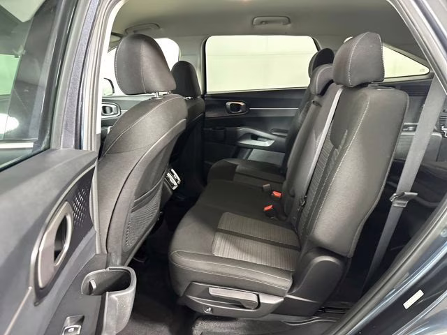 2022 Gravity Gray Kia Sorento LX FWD SUV