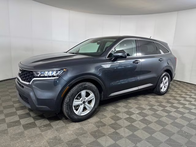 2022 Gravity Gray Kia Sorento LX FWD SUV