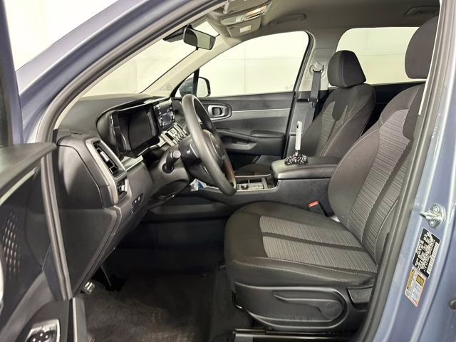 2023 Everlasting Silver Kia Sorento LX AWD SUV