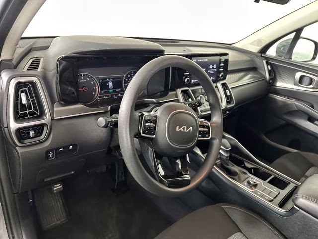 2023 Everlasting Silver Kia Sorento LX AWD SUV