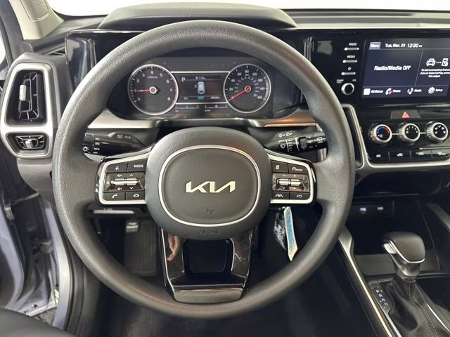 2023 Everlasting Silver Kia Sorento LX AWD SUV