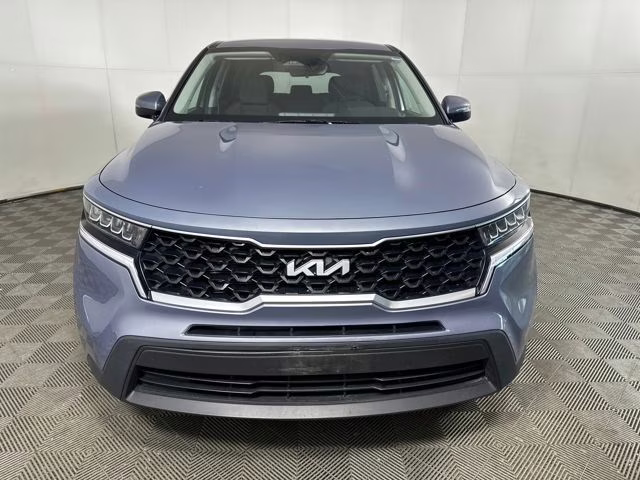 2023 Everlasting Silver Kia Sorento LX AWD SUV