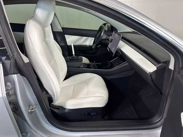 2018 Silver Tesla Model 3 Performance AWD Sedan
