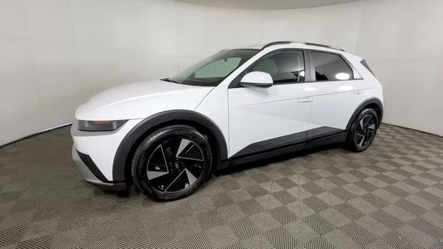 2025 Atlas White Hyundai IONIQ 5 SEL AWD SUV