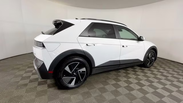 2025 Atlas White Hyundai IONIQ 5 SEL AWD SUV
