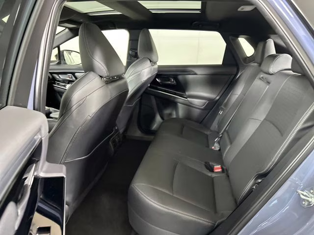 2023 Harbor Mist Gray Pearl 2-Tone Subaru Solterra Touring AWD SUV