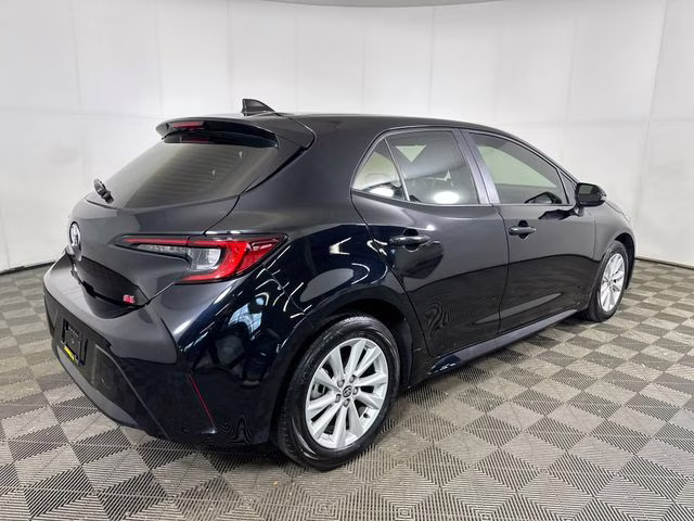 2025 Midnight Black Metallic Toyota Corolla Hatchback SE FWD Hatchback