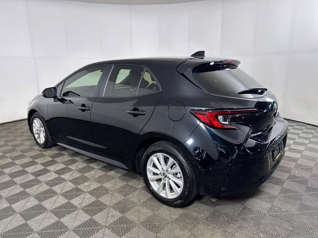 2025 Midnight Black Metallic Toyota Corolla Hatchback SE FWD Hatchback