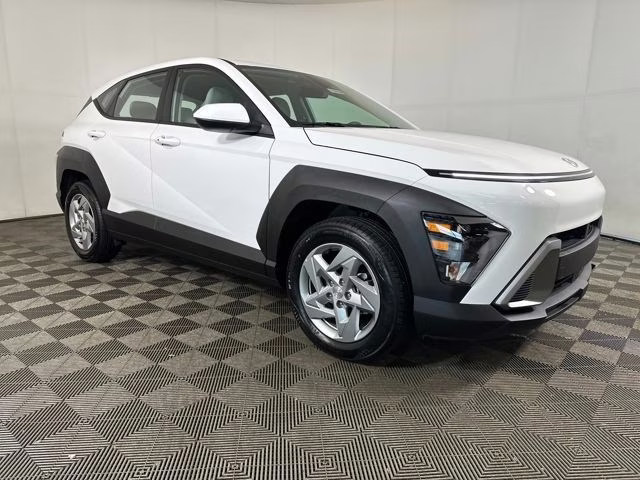 2026 Atlas White Hyundai Kona SE FWD SUV