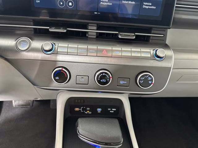 2026 Atlas White Hyundai Kona SE FWD SUV