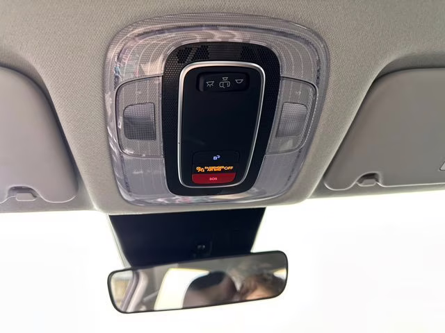 2024 Abyss Black Pearl Hyundai Kona Electric SE FWD SUV