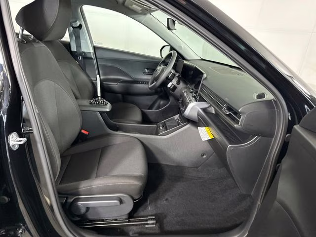 2024 Abyss Black Pearl Hyundai Kona Electric SE FWD SUV