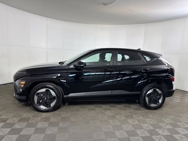 2024 Abyss Black Pearl Hyundai Kona Electric SE FWD SUV
